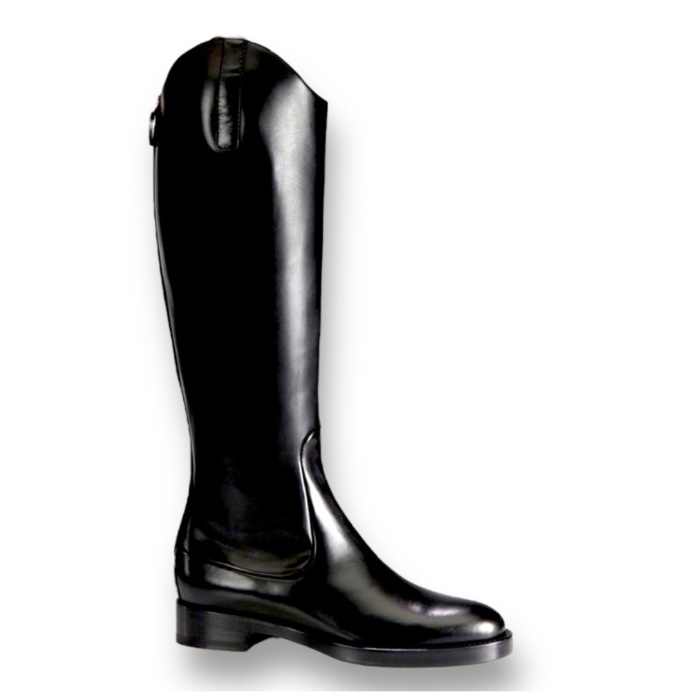 Gucci: The ‘Victoria’ Black Leather Equestrian Knee-High Flat Boots. Size 36.5